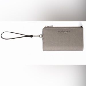 Michael Kors  Wristlet Wallet / Cartera